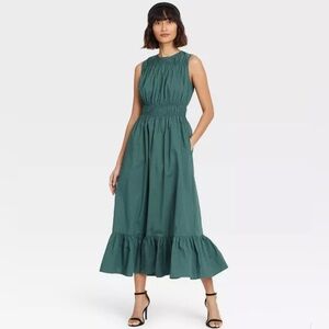 a new day Sleeveless Smocked Midi Dress in Teal Green